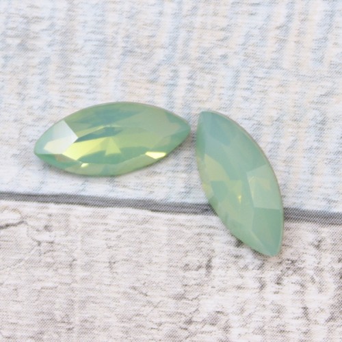 אבן שיבוץ מרקיזה 15/7 Green Opal 